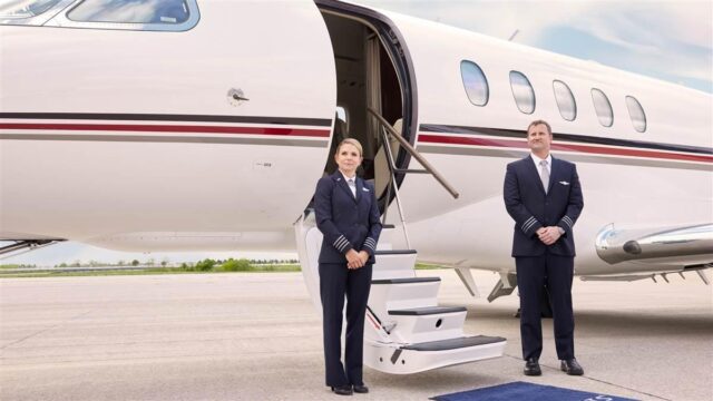 private-aviation-leader-netjets-is-hiring-pilots